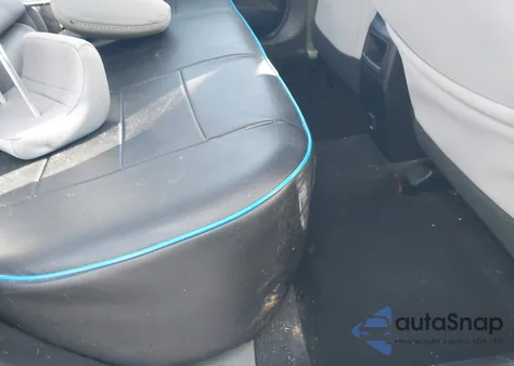 2019 Toyota Corolla L/Le/Xle/Se/Xse z USA, uszkodzony, nr VIN 2T1BURHE0KC143847